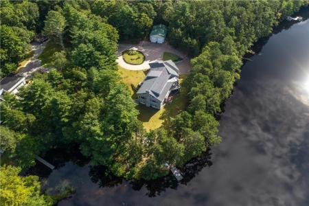 21 Fairview Avenue, Hopkinton, Rhode Island 02832