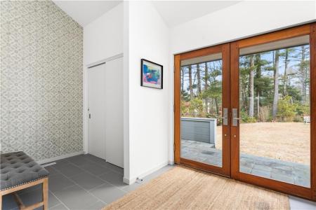 21 Fairview Avenue, Hopkinton, Rhode Island 02832