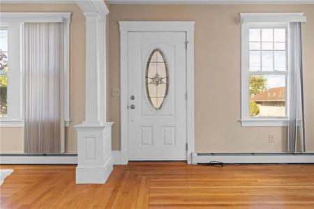 12 Stevens Road, Cranston, Rhode Island 02910, HOA KỲ
