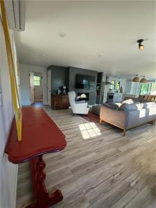 0176 Daniel Avenue, Portsmouth, Rhode Island 02871, Stati Uniti