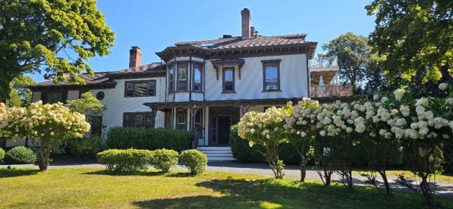46 Chastellux Avenue M1, Newport, RI 02840, USA