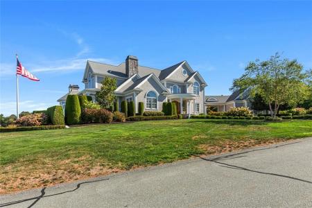 95 Devin Drive, Portsmouth, רוד איילנד 02871, ארצות הברית של אמריקה