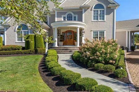 95 Devin Drive, Portsmouth, רוד איילנד 02871, ארצות הברית של אמריקה