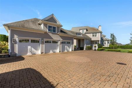 95 Devin Drive, Portsmouth, רוד איילנד 02871, ארצות הברית של אמריקה