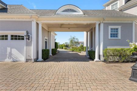 95 Devin Drive, Portsmouth, רוד איילנד 02871, ארצות הברית של אמריקה