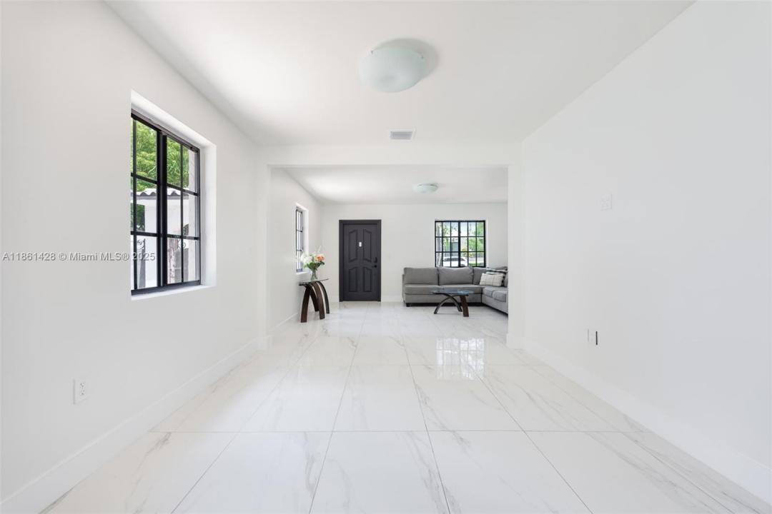 6556 SW 23rd St, West Miami, 佛罗里达州 33155, 美国