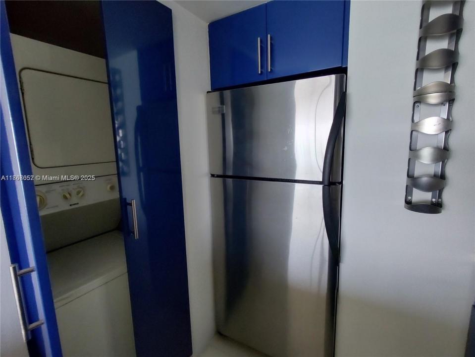 7601 E Treasure Dr 2018, North Bay Village, Florida 33141, Estados Unidos