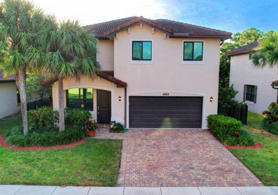 4843 Pond Pine Way, Greenacres, Florida 33463