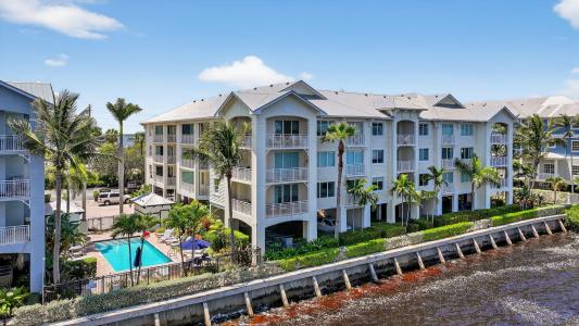 275 NW Flagler Avenue 204, Stuart, Florida 34994