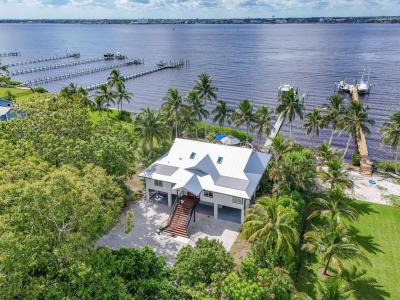 90 NW Alice Street, Jensen Beach, Florida 34957
