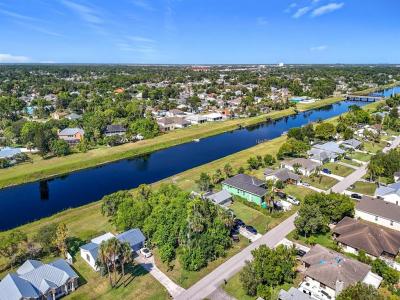 1022 SW Sultan Dr, Port St Lucie, פלורידה 34953, ארצות הברית של אמריקה