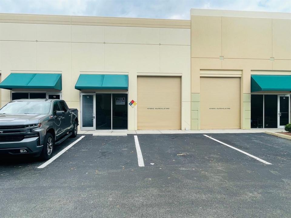 2950 Glades Cir, Weston, Florida 33327, Stati Uniti
