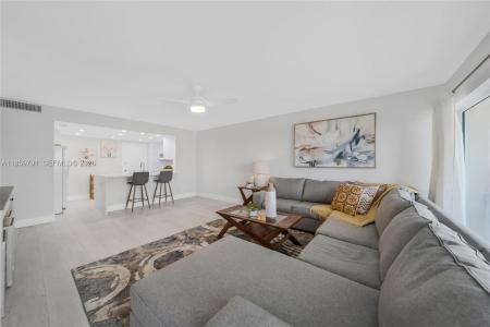2100 S Ocean Dr 5B, Fort Lauderdale, Florida 33316, USA