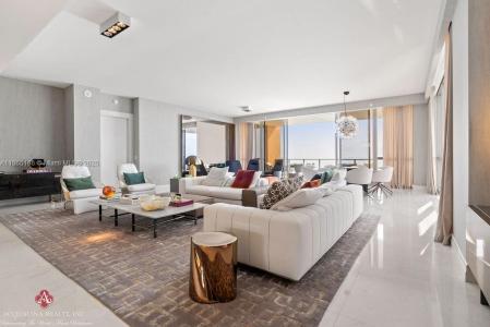 17749 Collins Ave 902, Sunny Isles Beach, Floride 33160, États-Unis