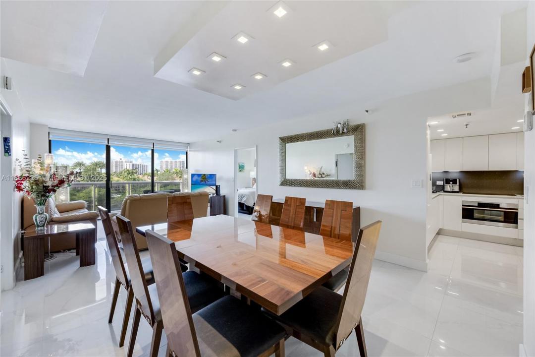 20505 E Country Club Dr 432, Aventura, Флорида 33180, Соединенные Штаты