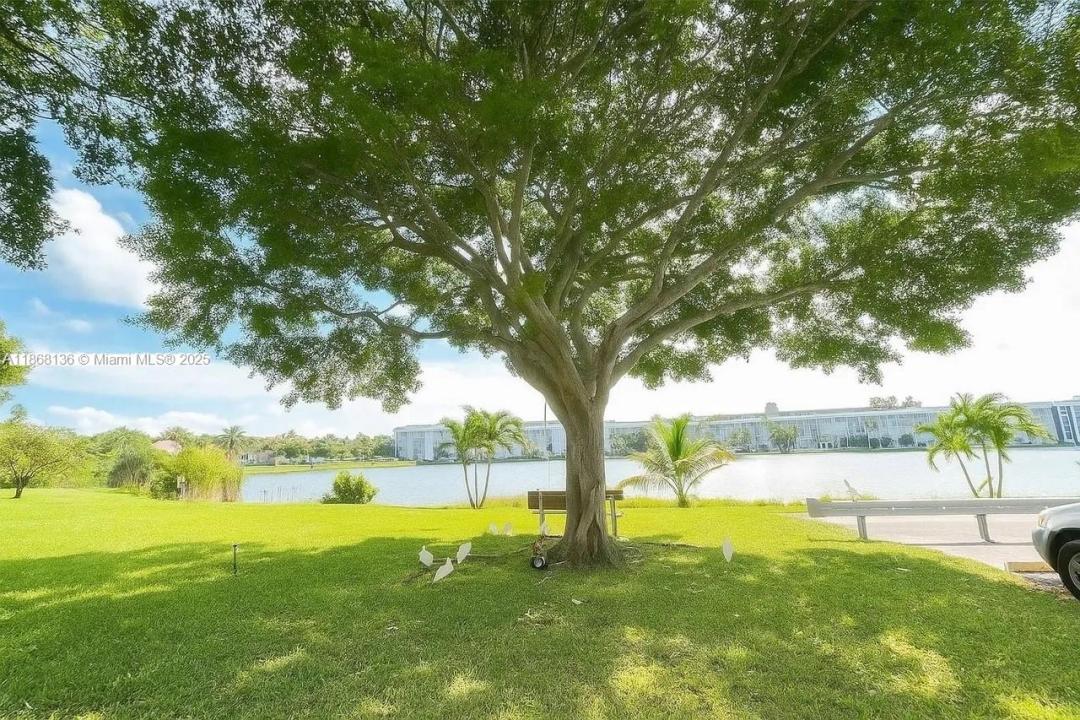 950 NE 199th st 1A 101, Miami, Флорида 33179, Соединенные Штаты