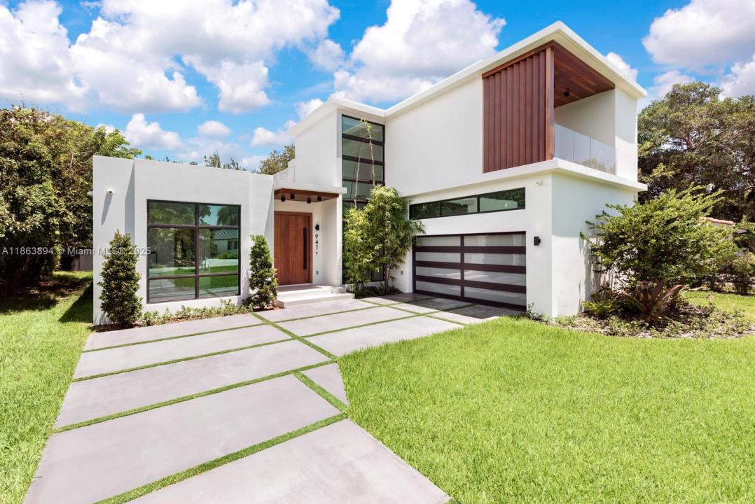 941 NE 92nd St, Miami Shores, Florida 33138