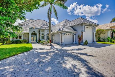 14817 Laguna Drive, Fort Myers, Florida 33908, USA