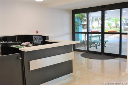 919 Hillcrest Dr 306, Hollywood, Florida 33021, USA