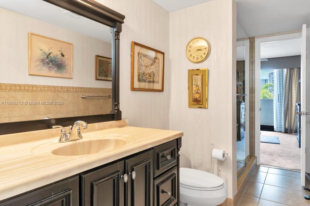 1200 S Flagler Dr 206, West Palm Beach, Florida 33401