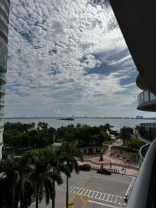 488 NE 18th St 511, Miami, Florida 33132, USA