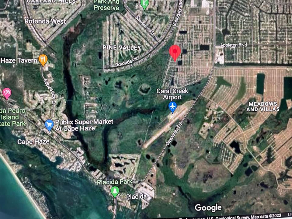 12 STERN PL, Port Charlotte, 佛羅里達州 33946, 美國