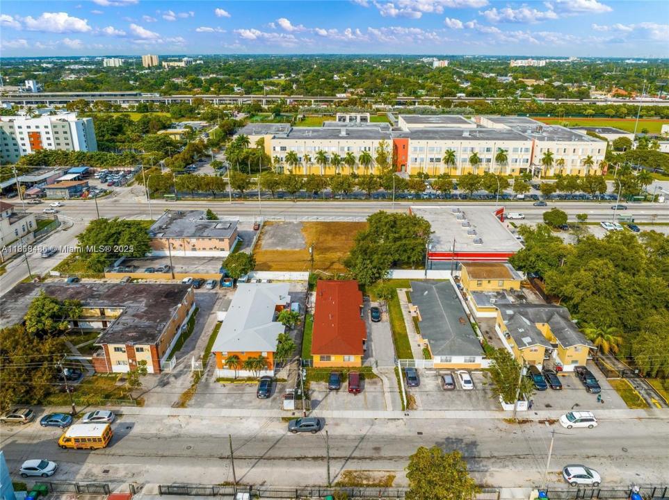 1859 NW 35th St, Miami, Florida 33142