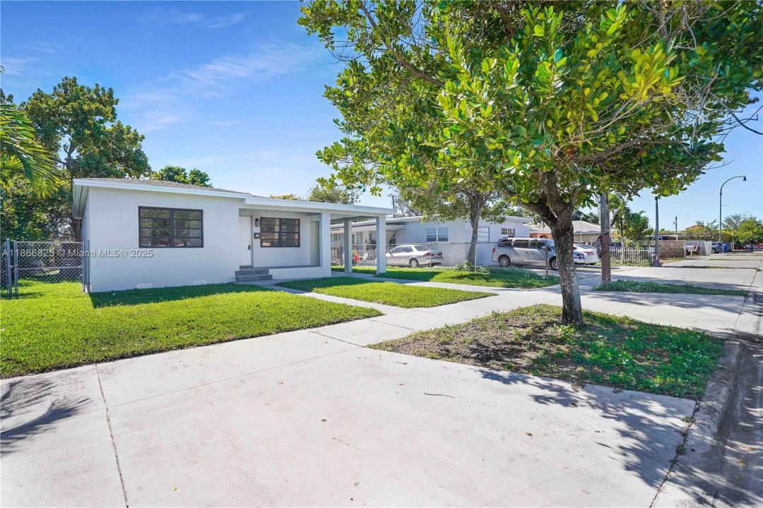 50 E 13th St, Hialeah, Floryda 33010, USA