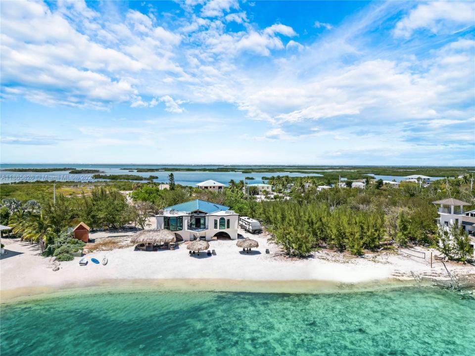 1557 Long Beach Dr, Big Pine, Florida 33043, Stati Uniti