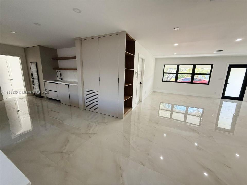 4021 NE 17th Ter, Oakland Park, Floride 33334, États-Unis