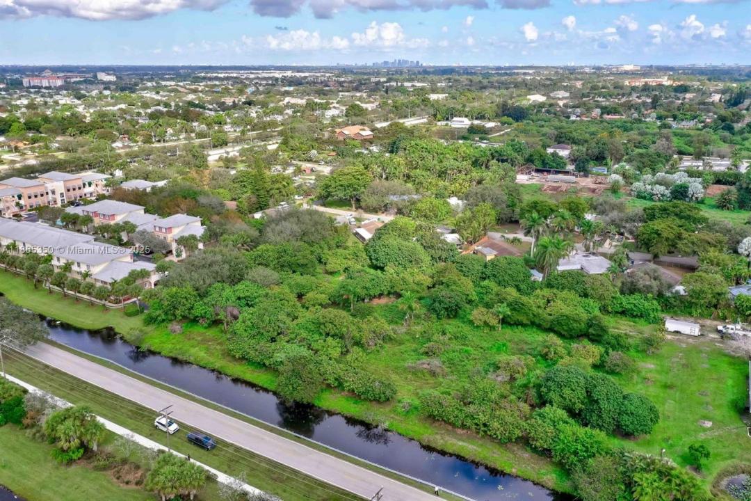 76 SW Ave, Davie, Florida 33314, Estados Unidos