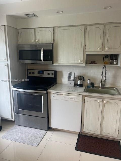 3200 N Palm Aire Dr 507, Pompano Beach, Florida 33069