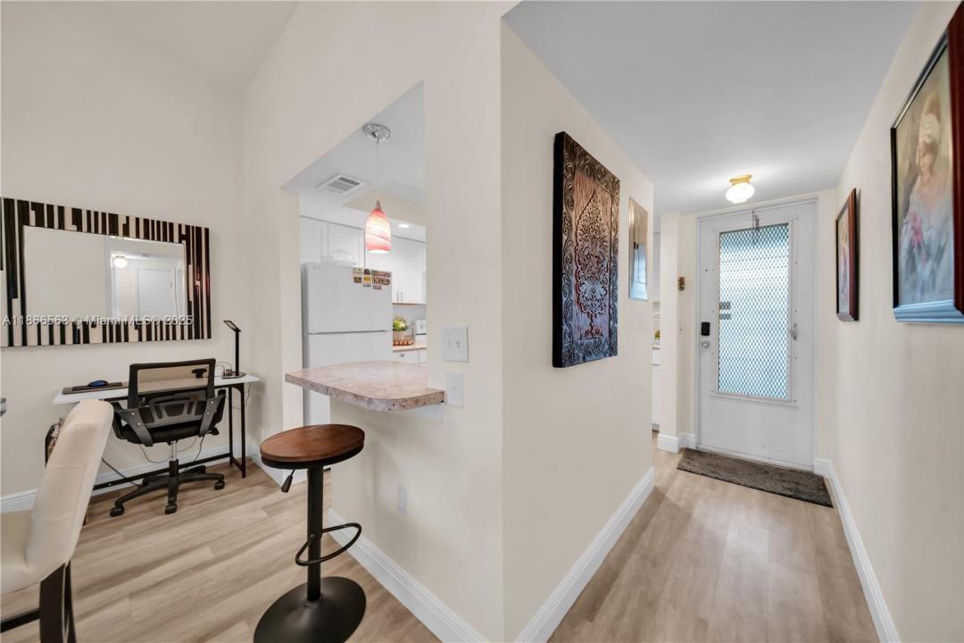 4613 SE 5th ave 210, Cape Coral, Florida 33904, HOA KỲ