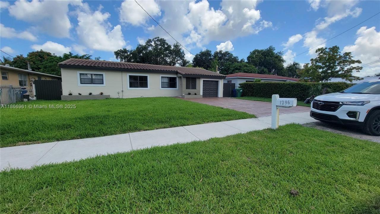 1296 NE 146th St A, Miami, Floryda 33161, USA