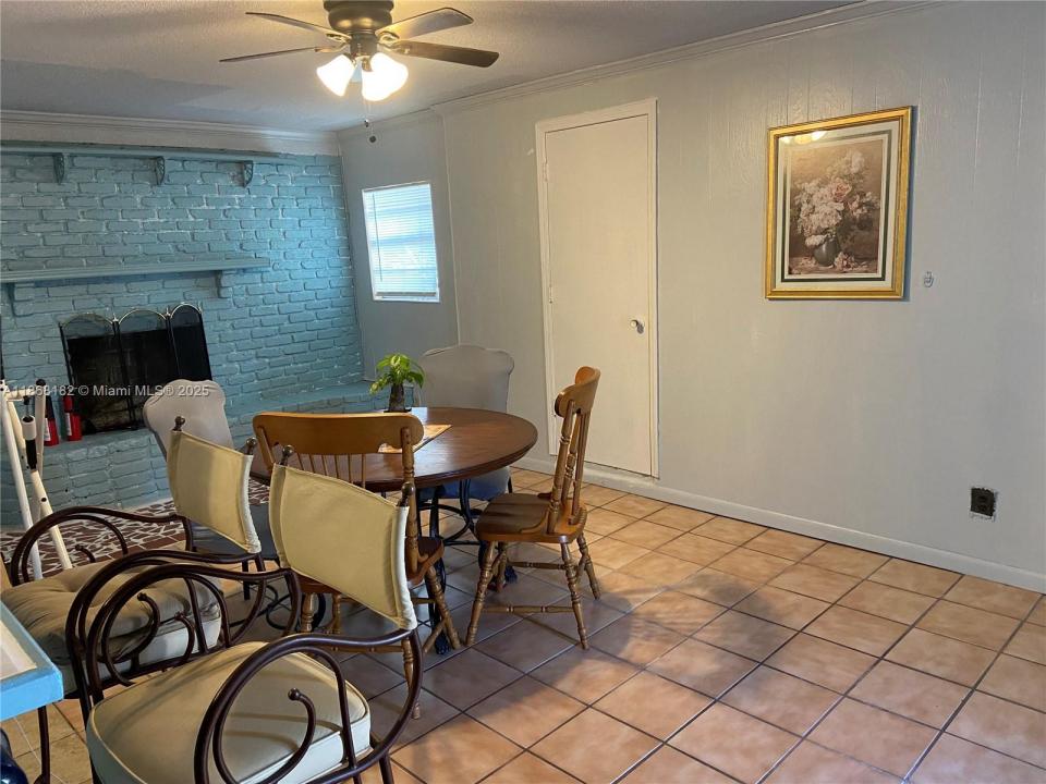 814 S MADISON, Other City - In The State Of Florida, Florida 32505, Amerika Birleşik Devletleri