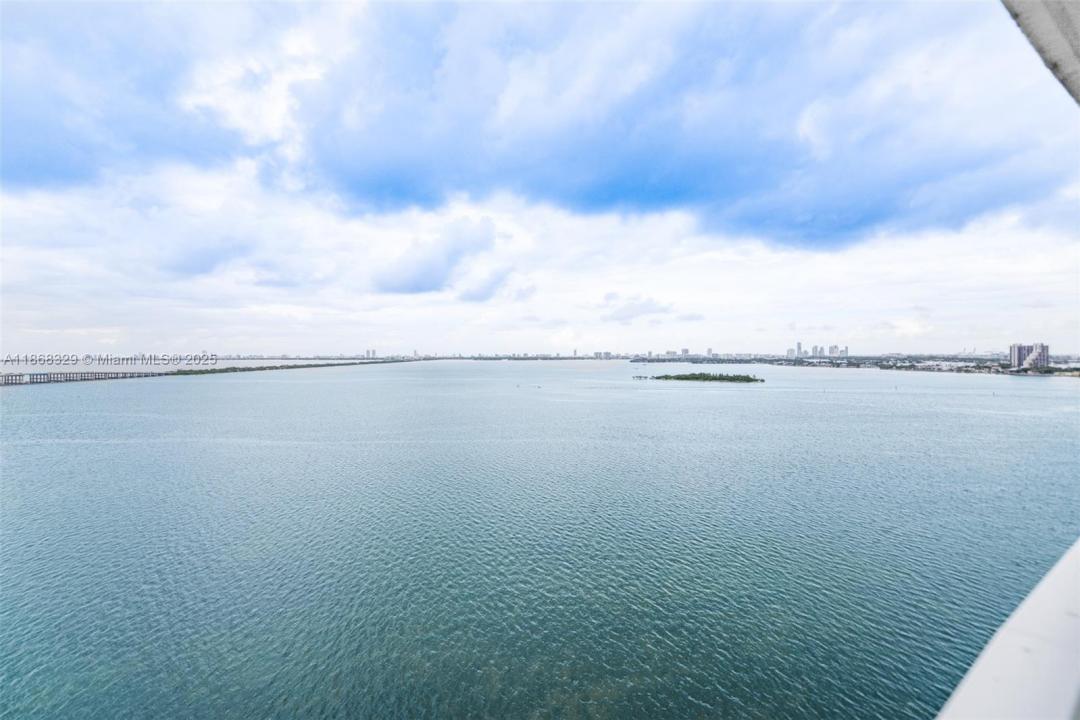 665 NE 25th St 1704, Miami, Flórida 33137, Estados Unidos