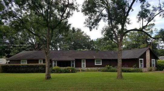 2020 NE 11 PLACE, Ocala, Florida 34470, USA