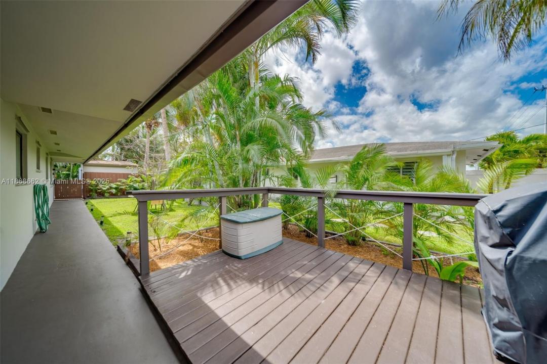 1473 NW 10th St 1, Dania Beach, פלורידה 33004, ארצות הברית של אמריקה