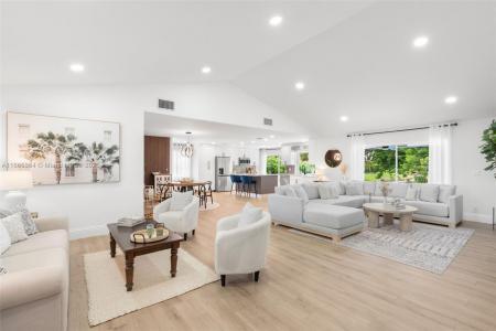1360 NW 108th Ave, Coral Springs, Florida 33071, USA