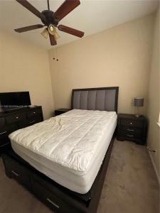 2505 NW 4th Ct, Boynton Beach, Florida 33426, USA