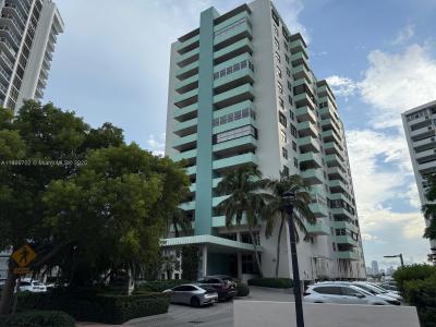5 Island Ave 5J, Miami Beach, Florida 33139, USA