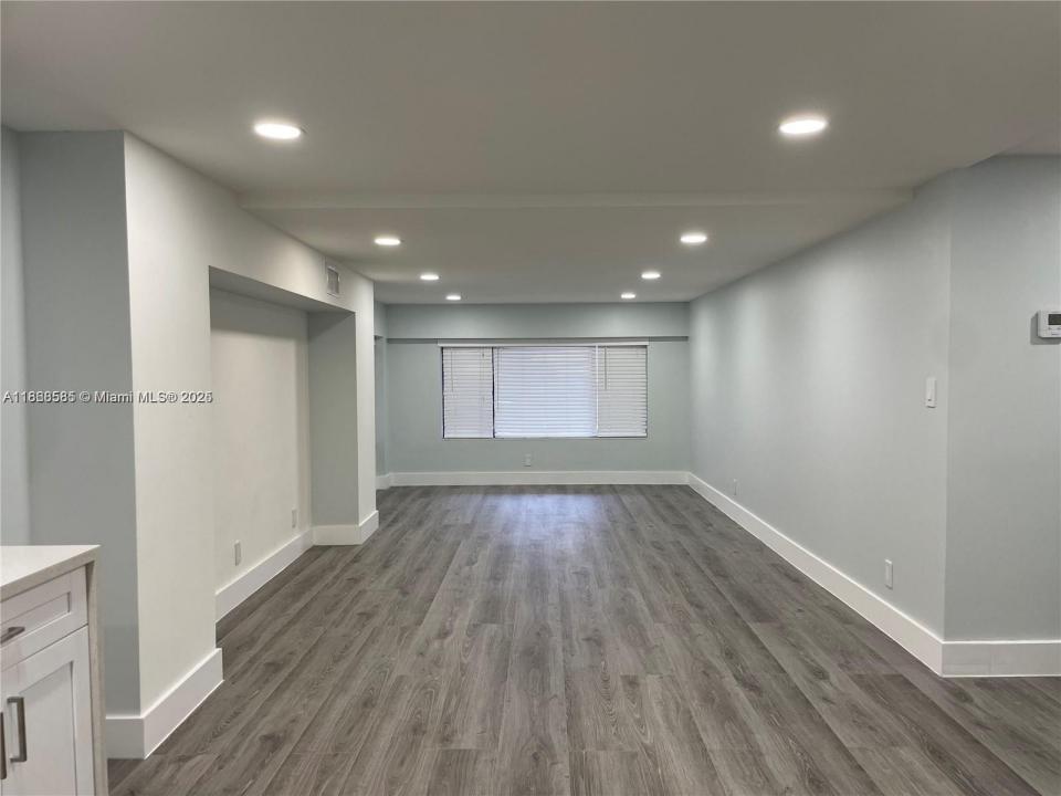 4725 SW 62nd Ave 103, Davie, Florida 33314, Estados Unidos