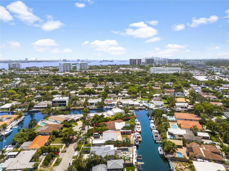12910 Auralia Rd, North Miami, فلوريدا 33181, الولايات المتحدة