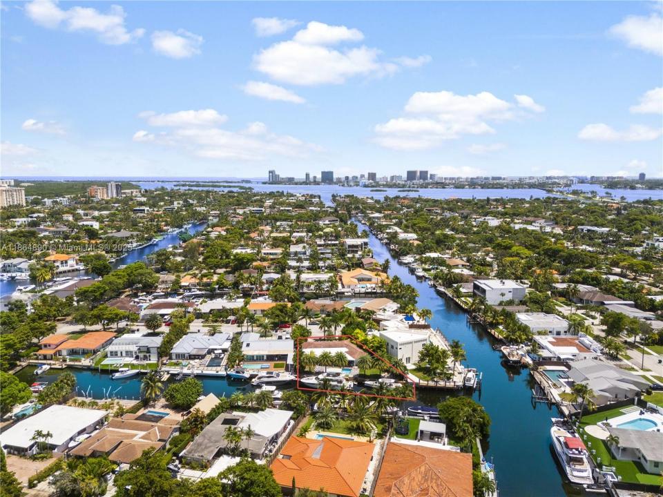 12910 Auralia Rd, North Miami, فلوريدا 33181, الولايات المتحدة