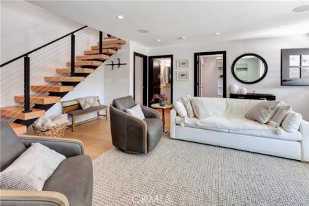 E 16th Street, Costa Mesa, California 92627