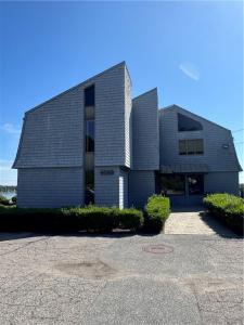 4060 Post Road, Warwick, RI 02886, USA