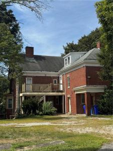 7 Lanphear Street, West Warwick, Rhode Island 02893, Estados Unidos