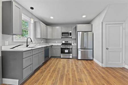 83 Eldridge Street, Cranston, Rhode Island 02910, USA