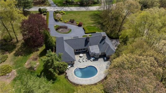 136 White Birch Circle, Scituate, Род Айленд 02831, Соединенные Штаты