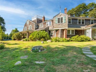 2139 Commodore Oliver Hazard Perry Highway, South Kingstown, Rhode Island 02879